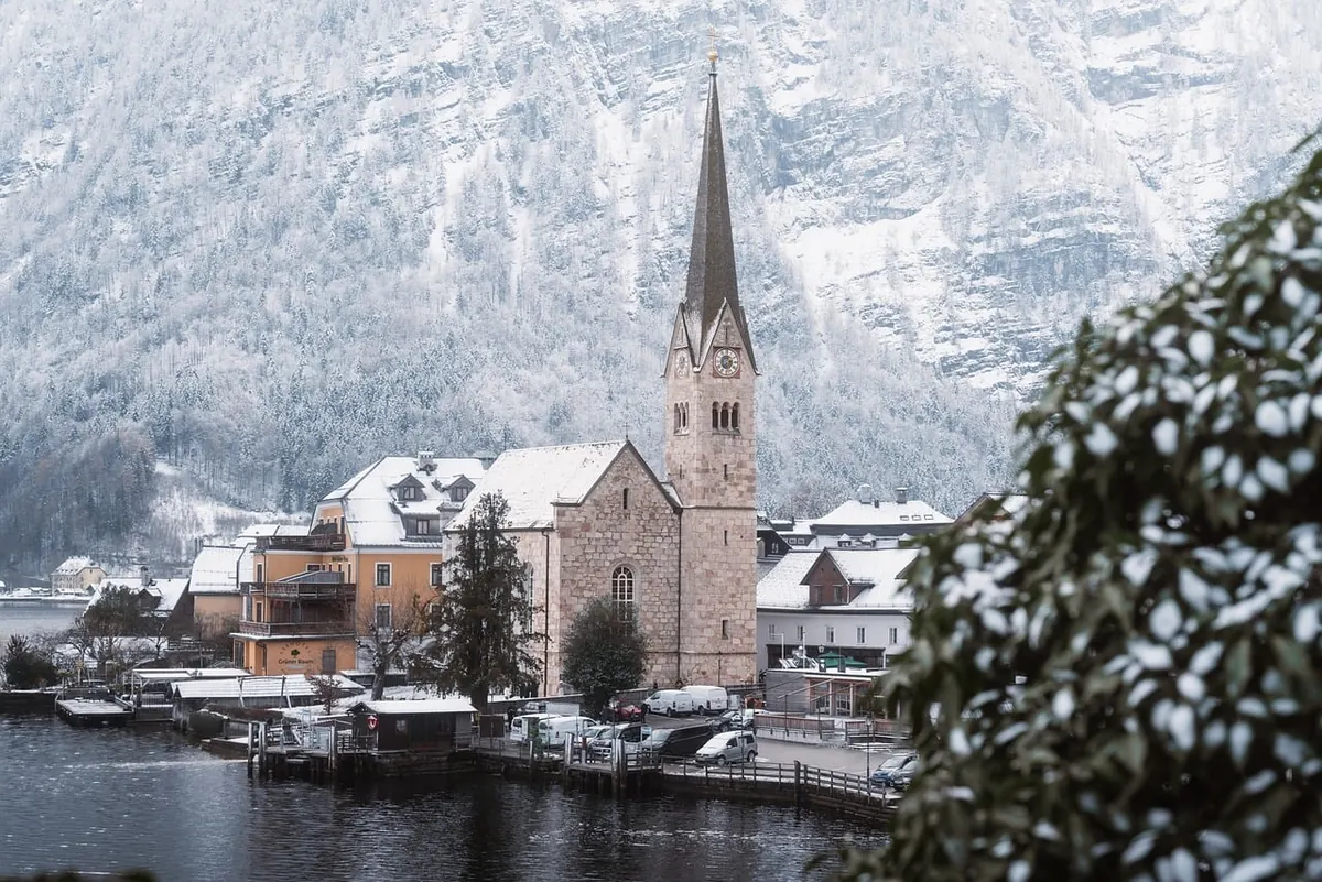 Winter Fiction: Story Ideas for Warmth and Tension